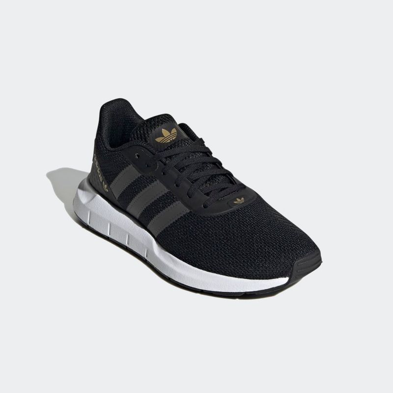 fw1646_adidas_ftw_swift_run_rf_w_female_www.bitterheads.com_2.jpg