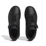 IF2652_3_FOOTWEAR_Photography_Top Portrait View_white.jpg