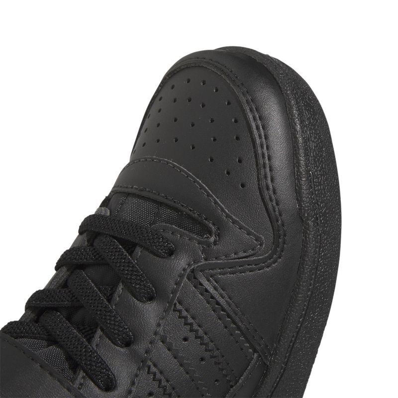 IF2652_8_FOOTWEAR_Photography_Detail View 1_white.jpg