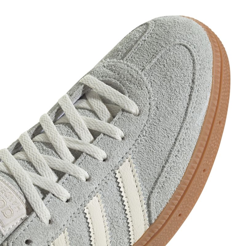 IF6491_8_FOOTWEAR_Photography_Detail-View-1_white.jpg