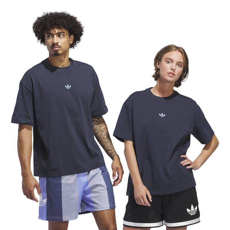 IY7391_11_APPAREL_On Model_Standard Unisex Pair Shot_white.jpg