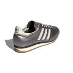 JH6364_7_FOOTWEAR_Photography_Back-Lateral-Top-View_white.jpg