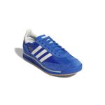 JI2002_6_FOOTWEAR_Photography_Front-Lateral-Top-View_white.jpg