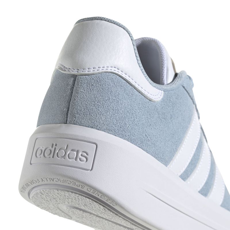 IG8612_9_FOOTWEAR_Photography_Detail-View-2_white.jpg
