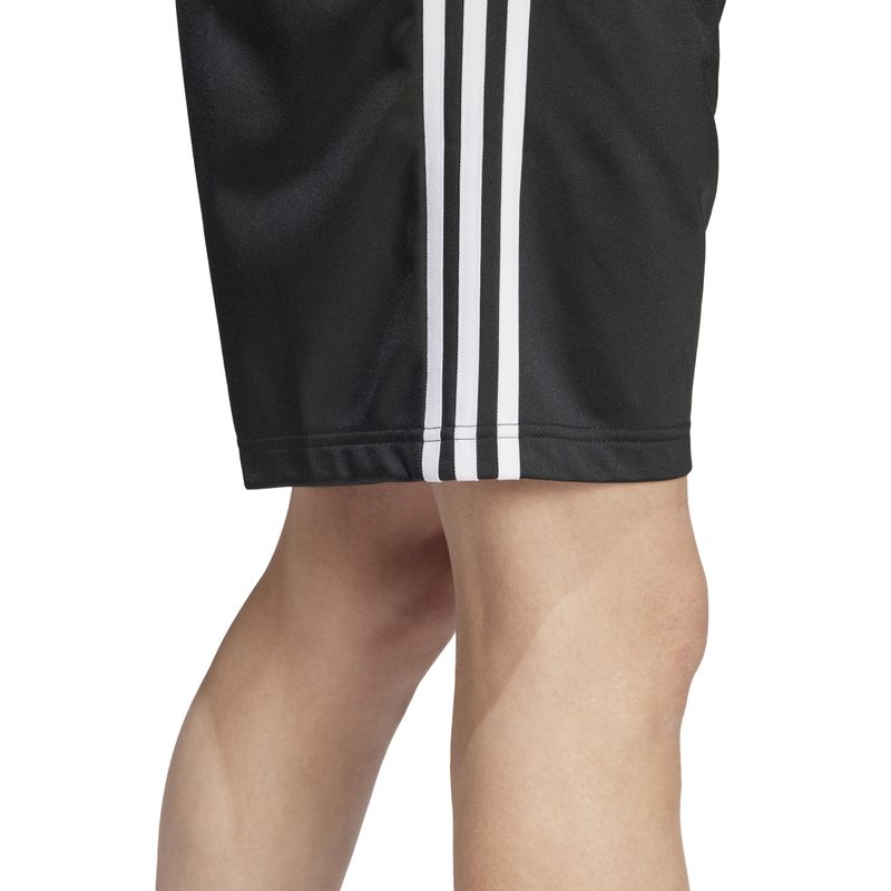 IU2368_7_APPAREL_On-Model_Detail-View-2_white.jpg