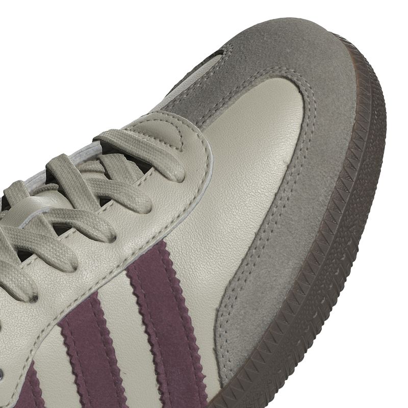ID1482_8_FOOTWEAR_Photography_Detail View 1_white.jpg