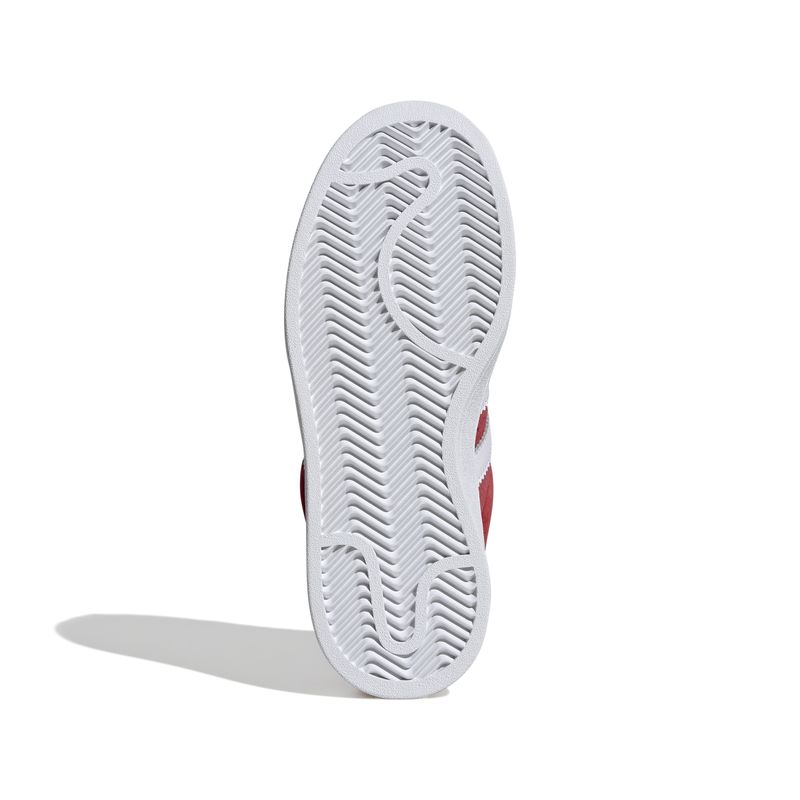 IG1230_4_FOOTWEAR_Photography_Bottom-View_white.jpg