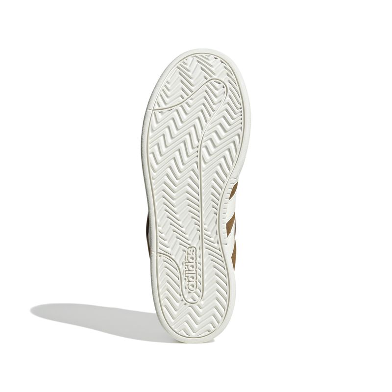 IH3843_4_FOOTWEAR_Photography_Bottom View_white.jpg