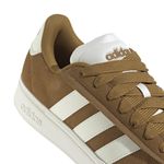IH3843_9_FOOTWEAR_Photography_Detail View 2_white.jpg