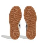 GY0042_4_FOOTWEAR_Photography_Bottom View_white.jpg
