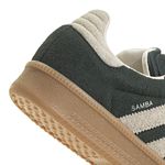 JI3198_9_FOOTWEAR_Photography_Detail-View-2_white.jpg