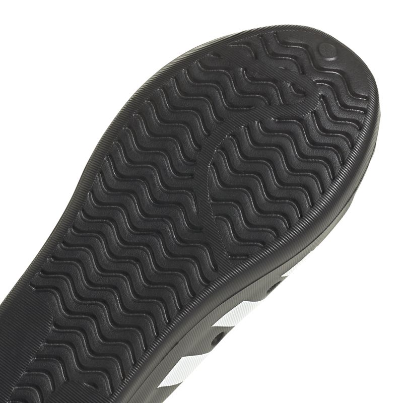 HQ8752_8_FOOTWEAR_Photography_Detail View 1_white.jpg