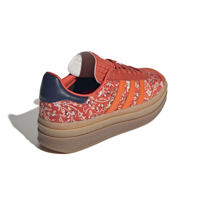 ID1425_7_FOOTWEAR_Photography_Back Lateral Top View_white.jpg