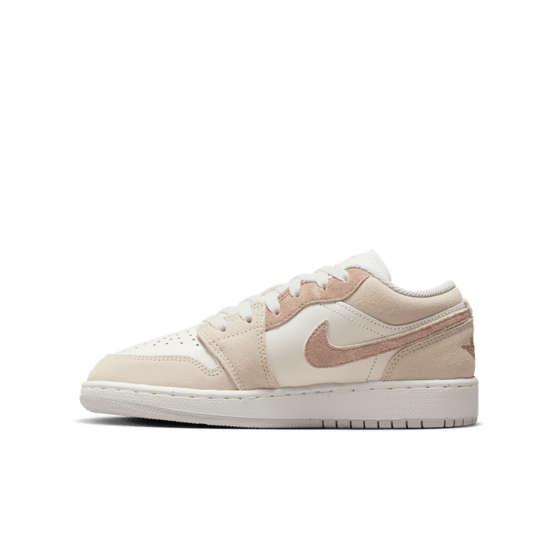 hf1863_200_nike_calzado_air_jordan_1_low_p_juvenil_m_3.jpg