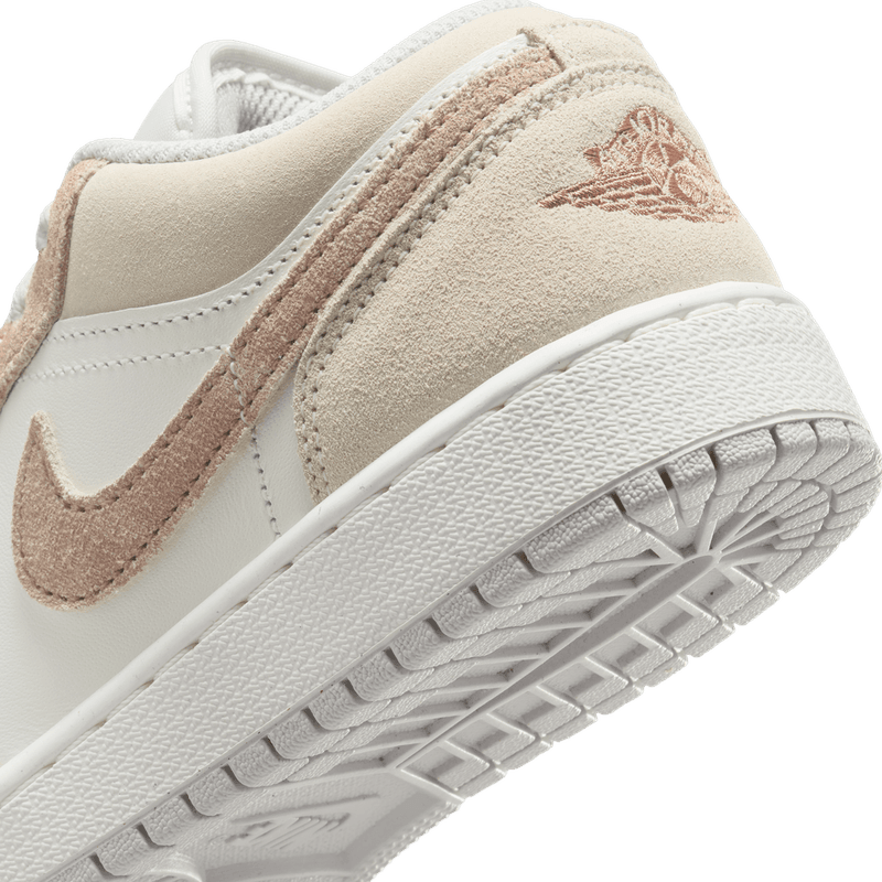 hf1863_200_nike_calzado_air_jordan_1_low_p_juvenil_m_9.jpg