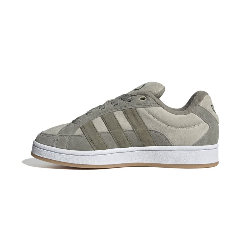 IH8605_5_FOOTWEAR_Photography_Side Medial Center View_white.jpg