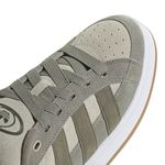 IH8605_8_FOOTWEAR_Photography_Detail View 1_white.jpg
