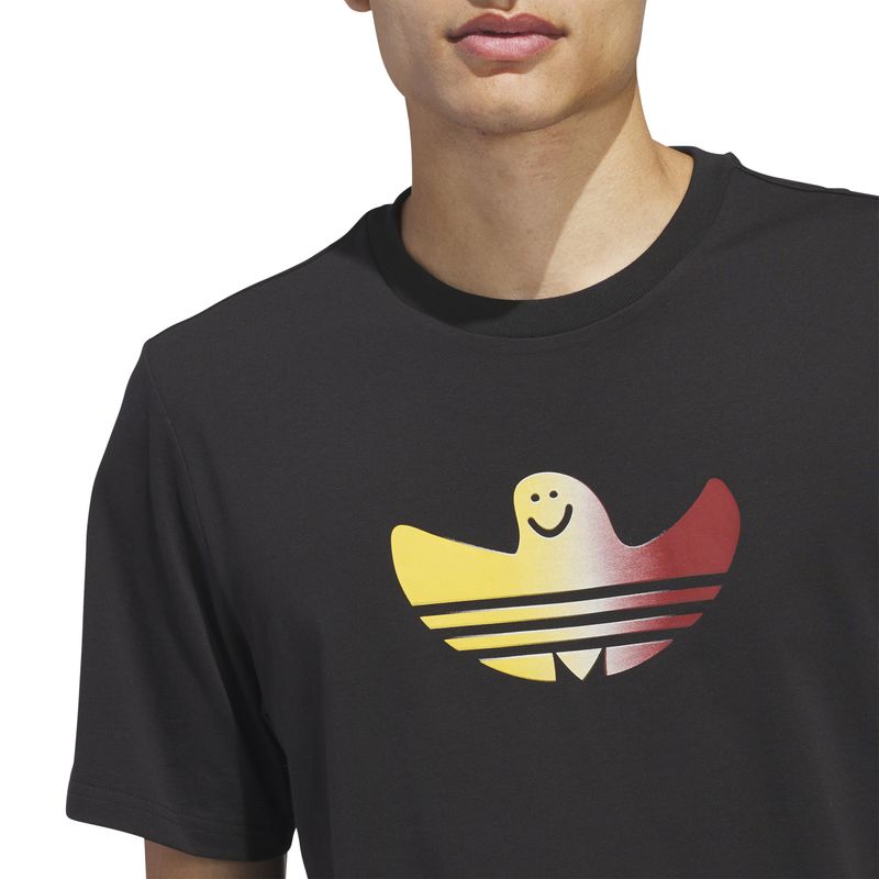 JC7759_8_APPAREL_On Model_Detail View 1_white.jpg