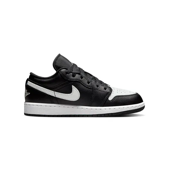 553560-043_nike_calzado_air_jordan_1_low_p_juvenil_m_1.webp