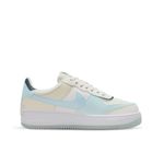 dz1847-107_nike_calzado_air_force_1_shadow_p_dama_1.jpg