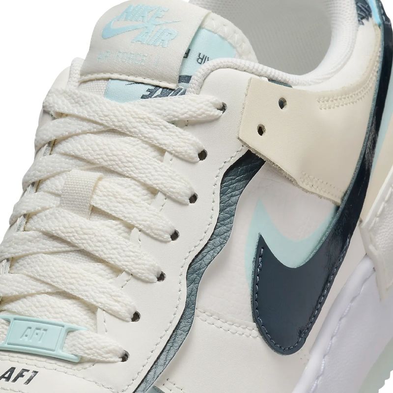 dz1847-107_nike_calzado_air_force_1_shadow_p_dama_3.jpg