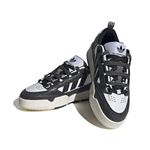 HQ8697_6_FOOTWEAR_Photography_Front Lateral Top View_white.jpg