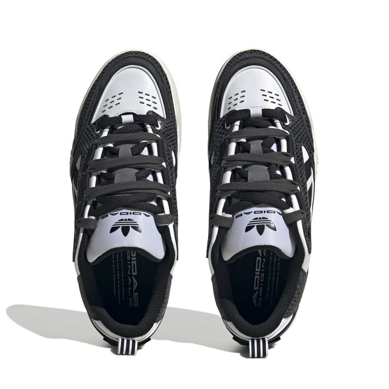 HQ8697_3_FOOTWEAR_Photography_Top Portrait View_white.jpg