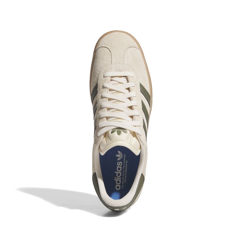 IH3351_3_FOOTWEAR_Photography_Top Portrait View_white.jpg