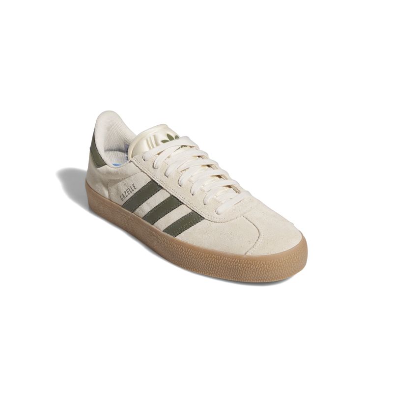IH3351_6_FOOTWEAR_Photography_Front Lateral Top View_white.jpg