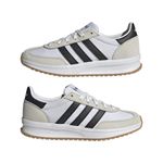IH8594_11_FOOTWEAR_Photography_Mirrored Pair View_white.jpg