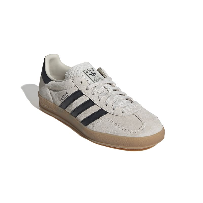 JH6194_6_FOOTWEAR_Photography_Front-Lateral-Top-View_white.jpg