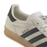 JH6194_8_FOOTWEAR_Photography_Detail-View-1_white.jpg