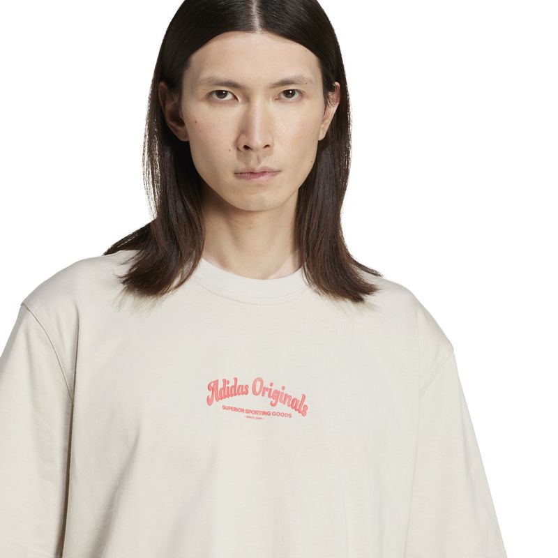 JD0667_5_APPAREL_On Model_Detail View 1_white.jpg