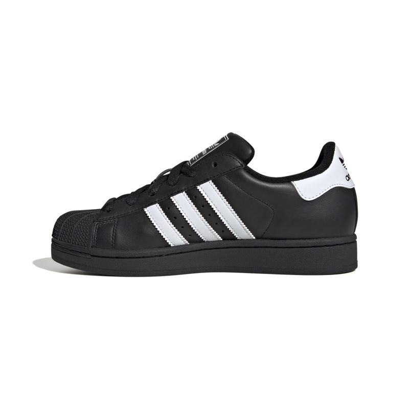 JH7033_5_FOOTWEAR_Photography_Side-Medial-Center-View_white.jpg