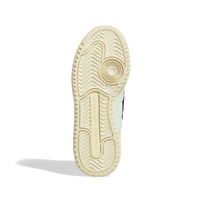 JH7946_4_FOOTWEAR_Photography_Bottom View_white.jpg