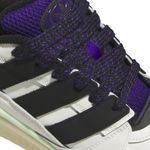 JH7946_8_FOOTWEAR_Photography_Detail View 1_white.jpg