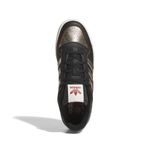 JI3270_3_FOOTWEAR_Photography_Top Portrait View_white.jpg