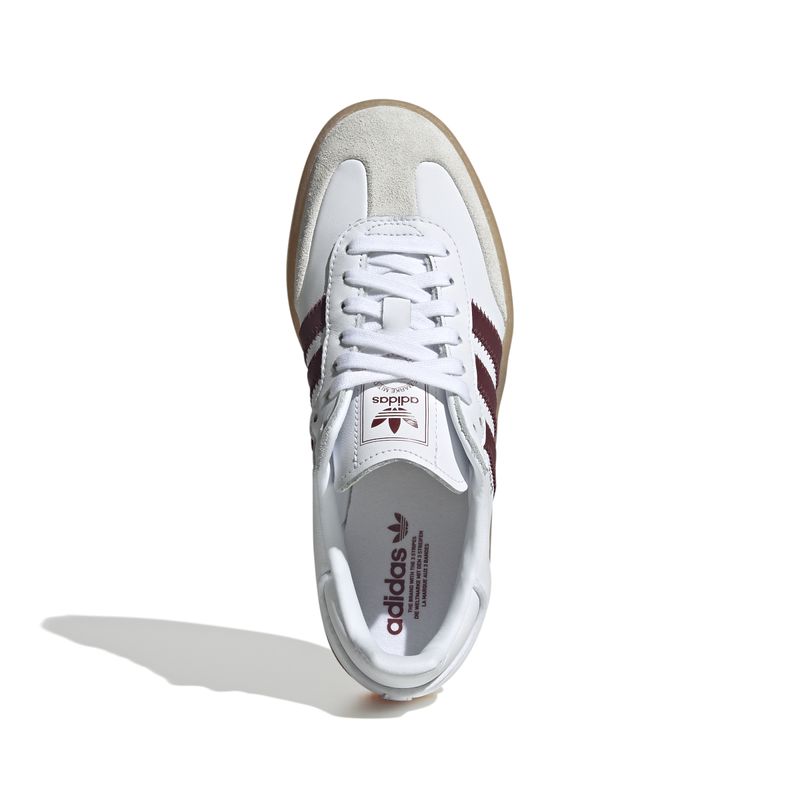 JP5610_3_FOOTWEAR_Photography_Top-Portrait-View_white.jpg