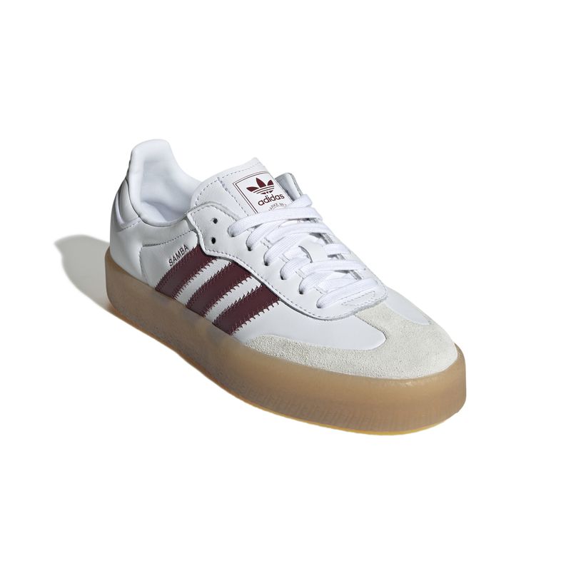 JP5610_6_FOOTWEAR_Photography_Front-Lateral-Top-View_white.jpg