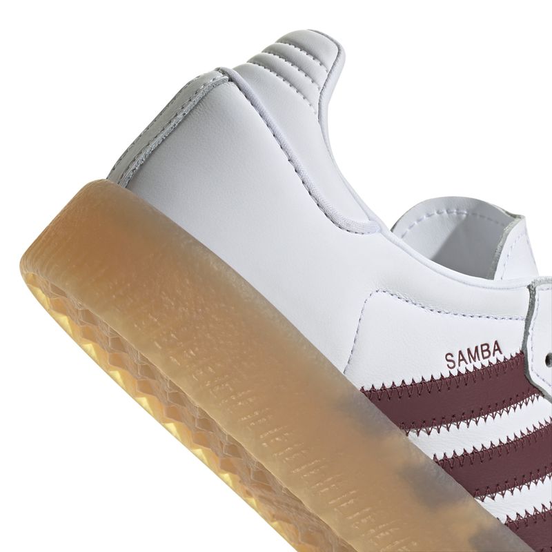 JP5610_9_FOOTWEAR_Photography_Detail-View-2_white.jpg