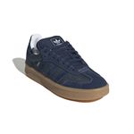 JQ7441_6_FOOTWEAR_Photography_Front Lateral Top View_white.jpg