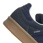 JQ7441_9_FOOTWEAR_Photography_Detail View 2_white.jpg