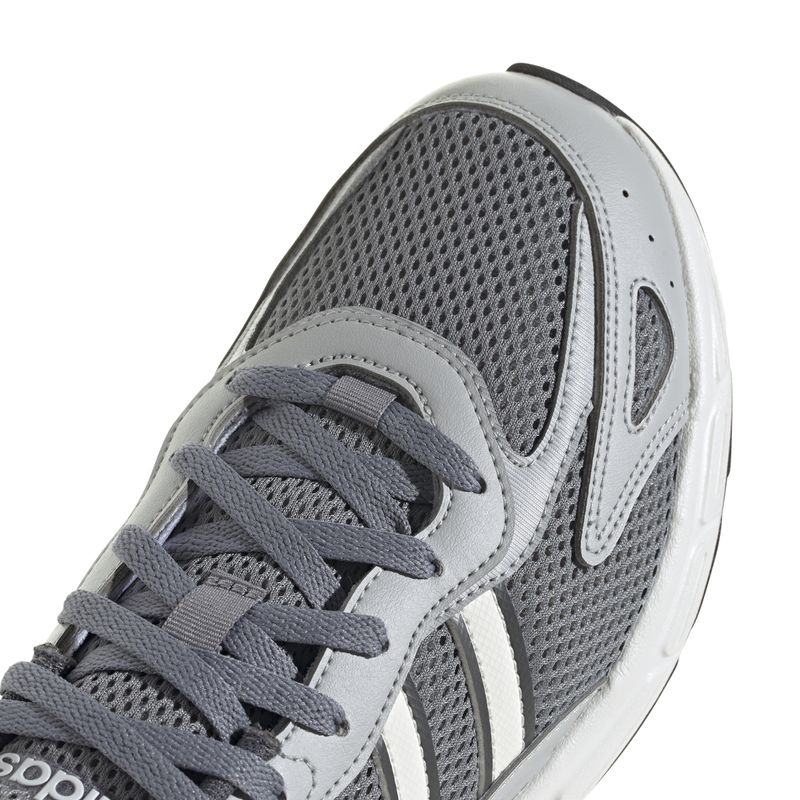 JR5154_9_FOOTWEAR_Photography_Detail View 2_white.jpg