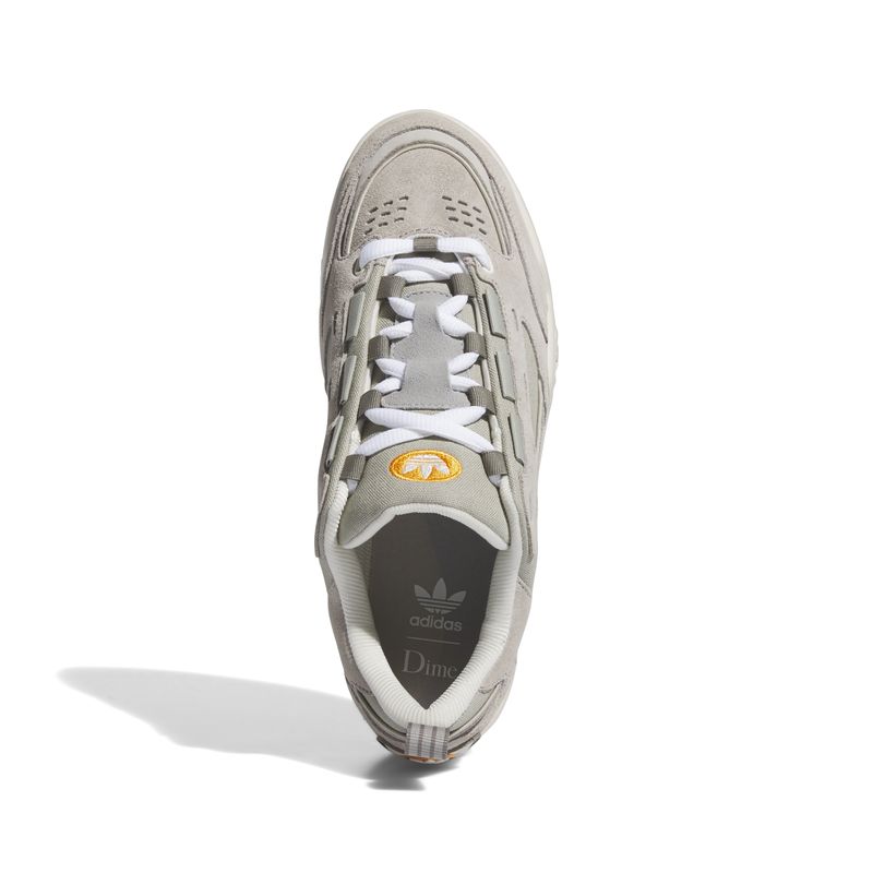 IE4012_3_FOOTWEAR_Photography_Top Portrait View_white.jpg