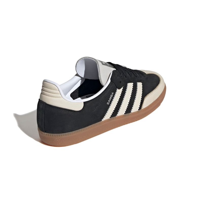 IE5836_7_FOOTWEAR_Photography_Back Lateral Top View_white.jpg
