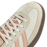 JI2649_8_FOOTWEAR_Photography_Detail View 1_white.jpg