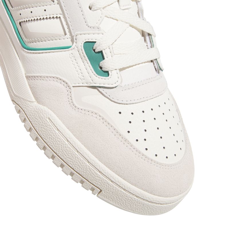 JQ0066_9_FOOTWEAR_Photography_Detail View 2_white.jpg