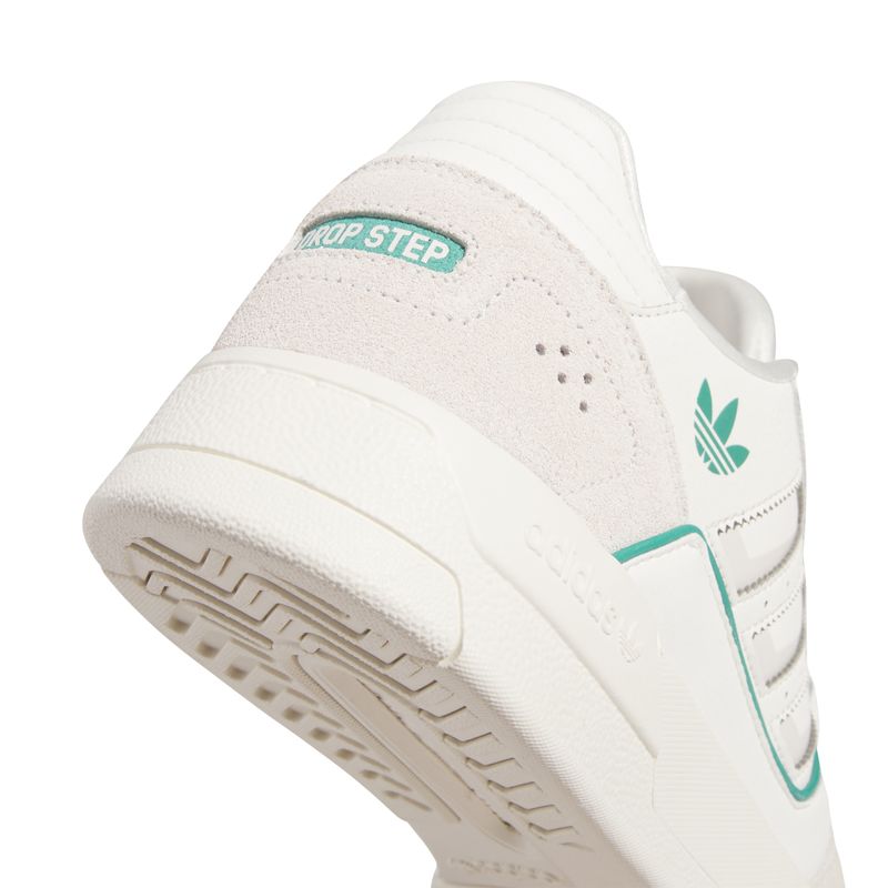 JQ0066_8_FOOTWEAR_Photography_Detail View 1_white.jpg