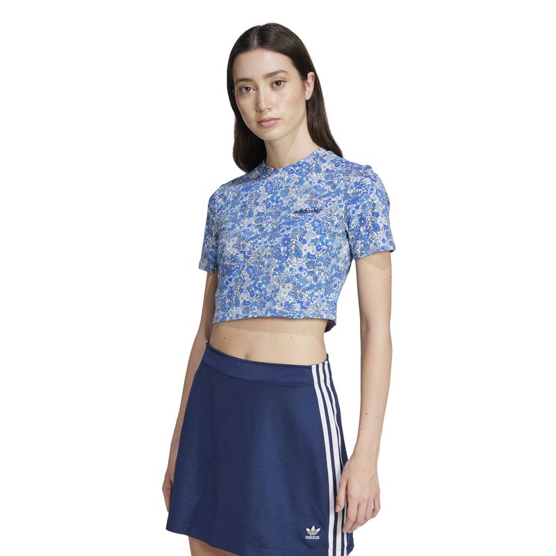 JC5311_3_APPAREL_On Model_Standard View_white.jpg