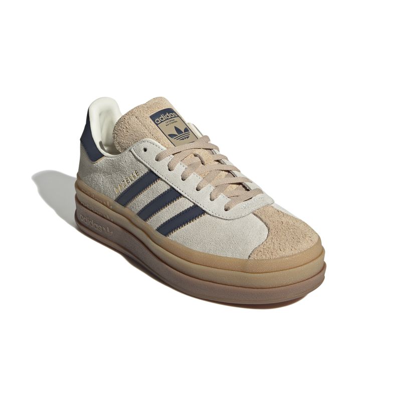 JQ5126_6_FOOTWEAR_Photography_Front Lateral Top View_white.jpg